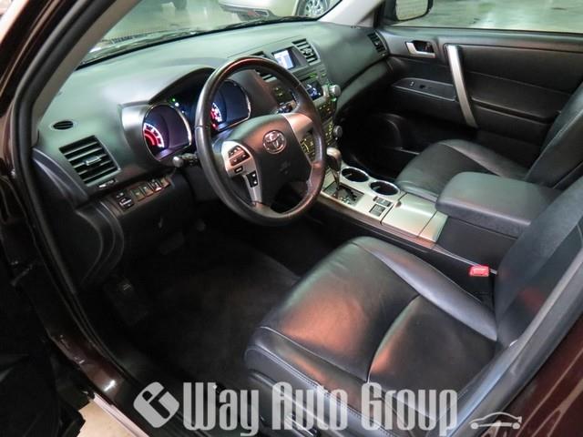 2012 Toyota Highlander SE