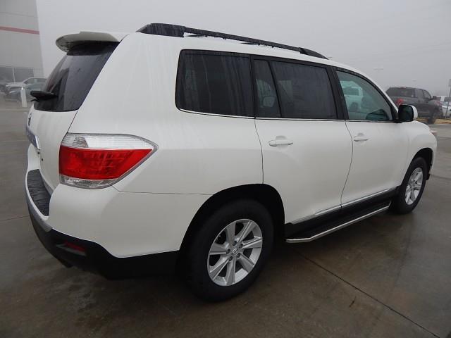 2013 Toyota Highlander Unknown