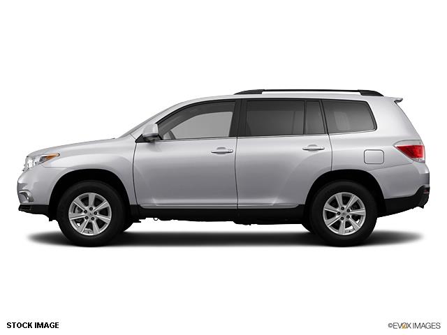 2013 Toyota Highlander HD Reg Cab 131.5 WB C6P