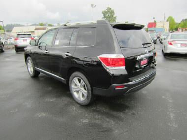 2013 Toyota Highlander Ext. Cab 6.5-ft. Bed 4WD