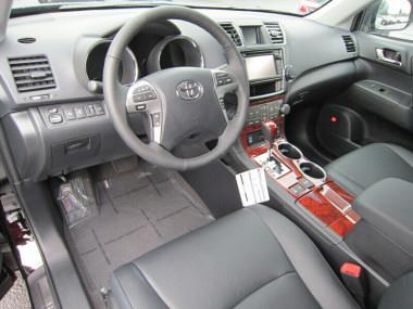 2013 Toyota Highlander Ext. Cab 6.5-ft. Bed 4WD