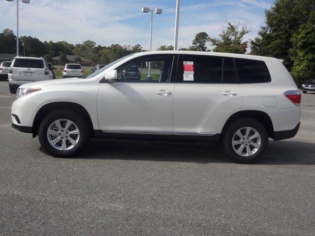 2013 Toyota Highlander XLE AWD Van