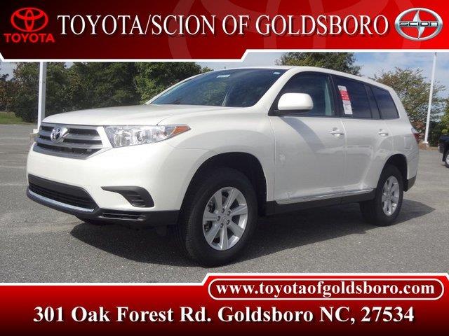 2013 Toyota Highlander XLE AWD Van