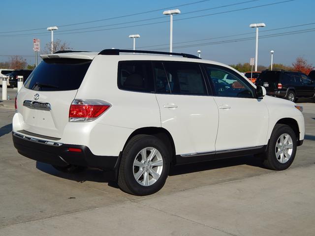 2013 Toyota Highlander Unknown