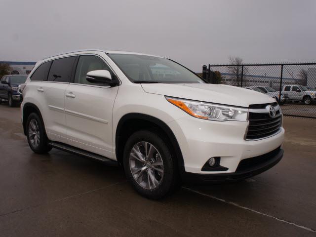 2014 Toyota Highlander SEL Sport Utility 4D