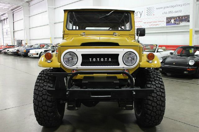 1967 Toyota LandCruiser 4dr Sdn AT (natl) Tech Pkg