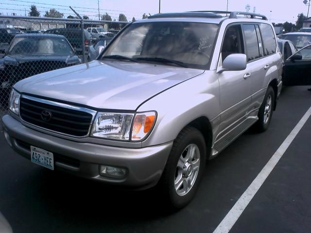 2000 Toyota LandCruiser Ram 3500 Diesel 2-WD