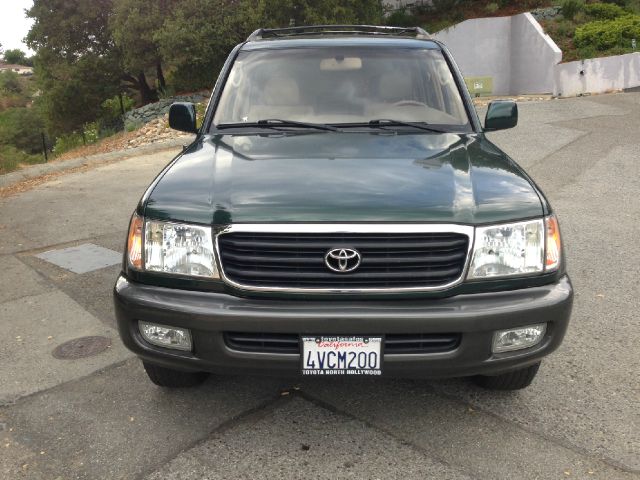 2001 Toyota LandCruiser Ram 3500 Diesel 2-WD