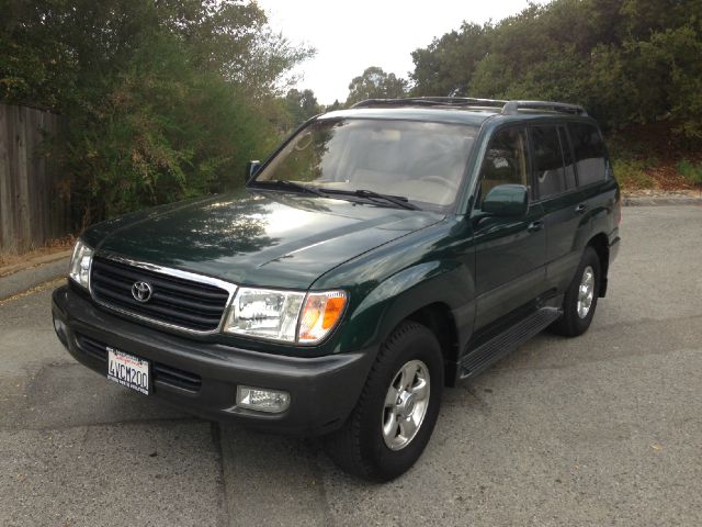 2001 Toyota LandCruiser Ram 3500 Diesel 2-WD