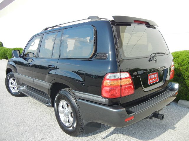 2001 Toyota LandCruiser Ram 3500 Diesel 2-WD