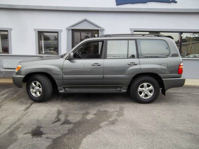 2002 Toyota LandCruiser Ram 3500 Diesel 2-WD