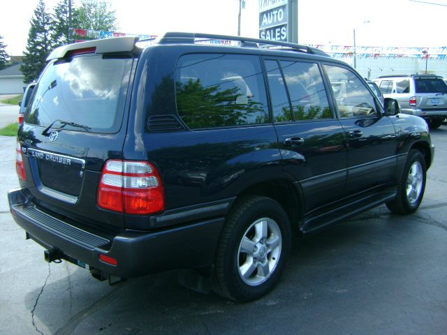 2003 Toyota LandCruiser Ram 3500 Diesel 2-WD