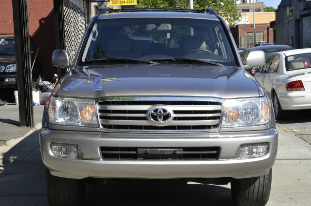 2006 Toyota LandCruiser Ram 3500 Diesel 2-WD