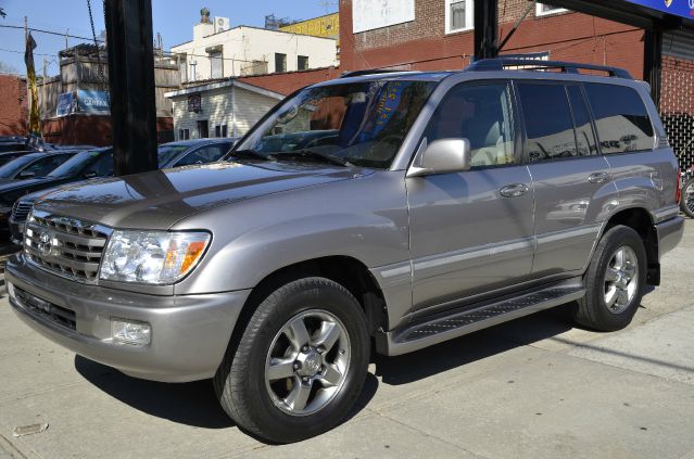 2006 Toyota LandCruiser Ram 3500 Diesel 2-WD