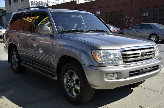 2006 Toyota LandCruiser Ram 3500 Diesel 2-WD