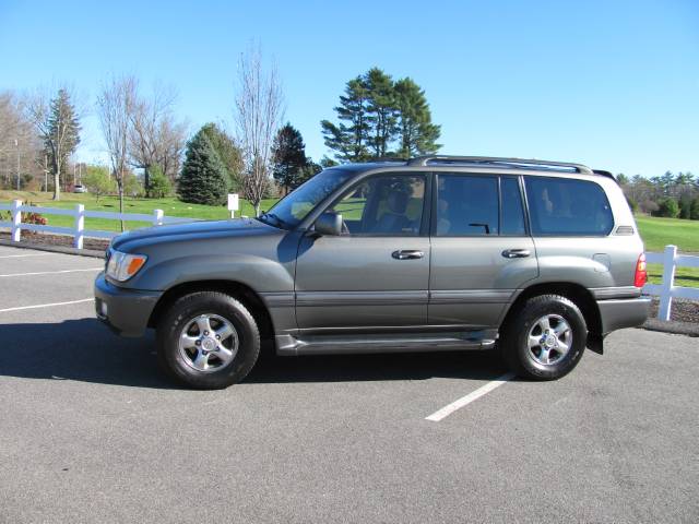 2002 Toyota Land Cruiser SLT 25