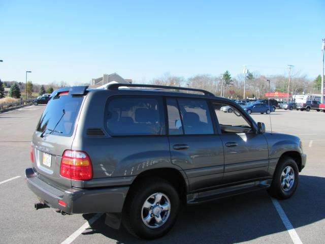 2002 Toyota Land Cruiser SLT 25