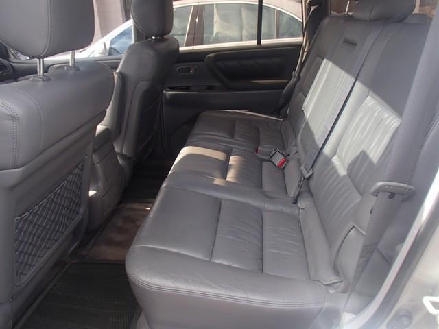 2002 Toyota Land Cruiser Base