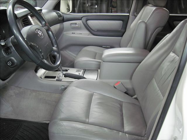 2003 Toyota Land Cruiser GLS PZEV