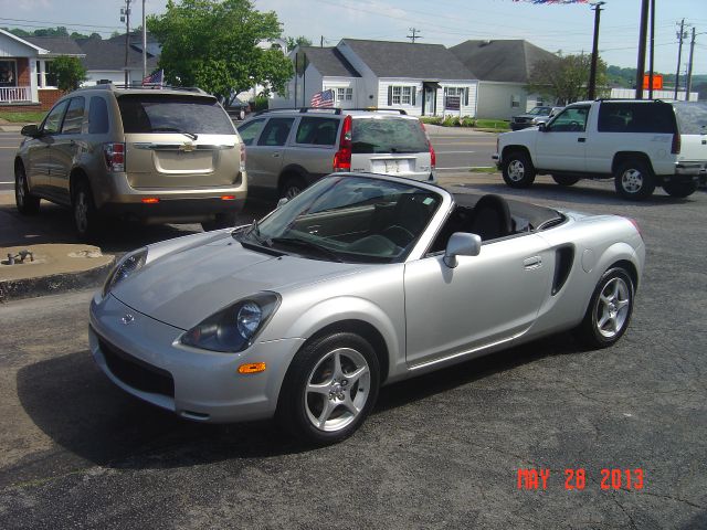 2000 Toyota MR2 Spyder Base