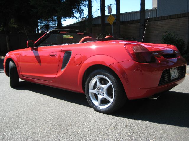 2000 Toyota MR2 Spyder Base