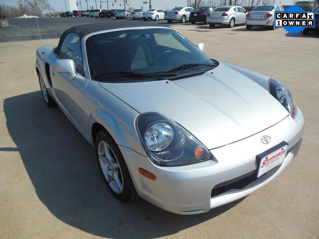 2001 Toyota MR2 Spyder Base