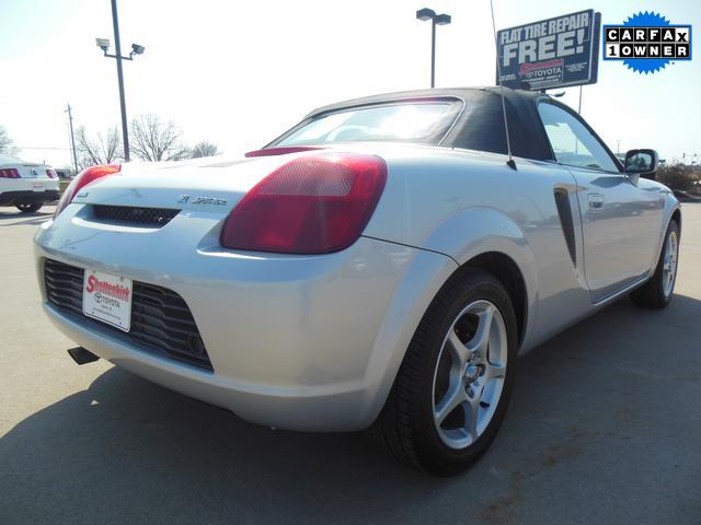 2001 Toyota MR2 Spyder Base