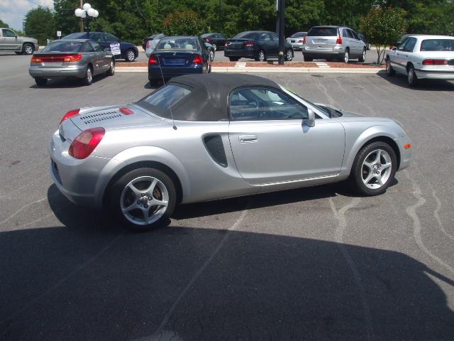 2001 Toyota MR2 Spyder Base