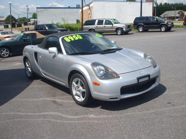 2001 Toyota MR2 Spyder Base