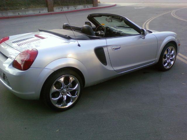 2001 Toyota MR2 Spyder Base