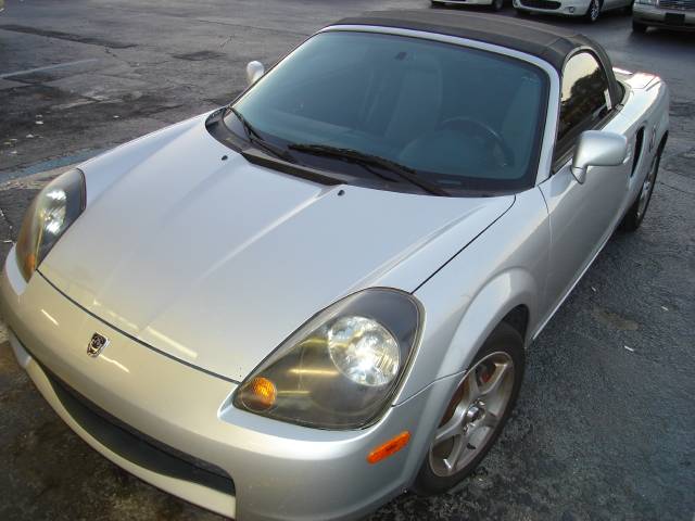 2001 Toyota MR2 Spyder Base