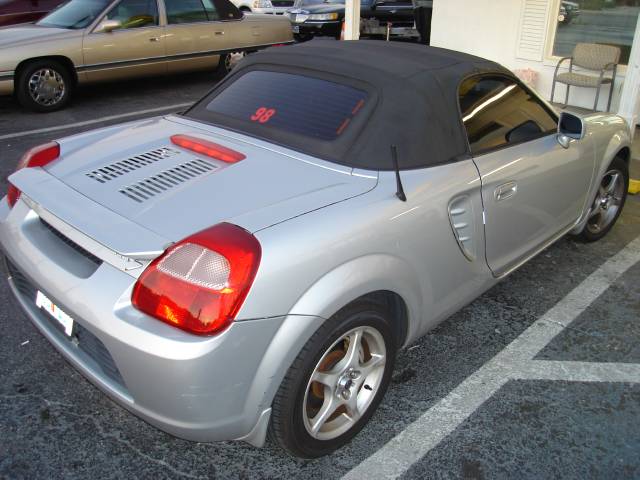 2001 Toyota MR2 Spyder Base