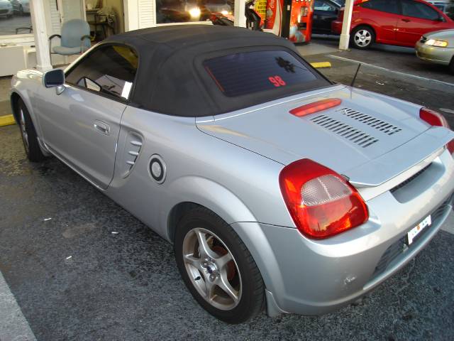 2001 Toyota MR2 Spyder Base