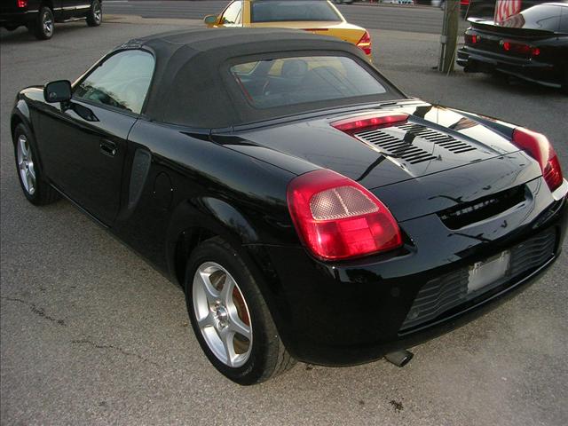 2002 Toyota MR2 Spyder Technology Package