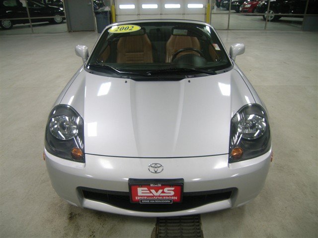 2002 Toyota MR2 Spyder Base