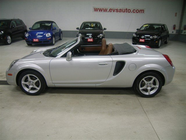 2002 Toyota MR2 Spyder Base