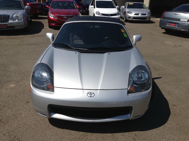 2002 Toyota MR2 Spyder 1.8T Quattro