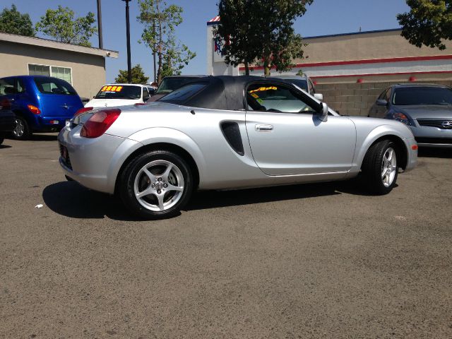 2002 Toyota MR2 Spyder 1.8T Quattro