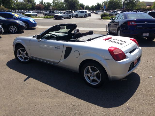 2002 Toyota MR2 Spyder 1.8T Quattro