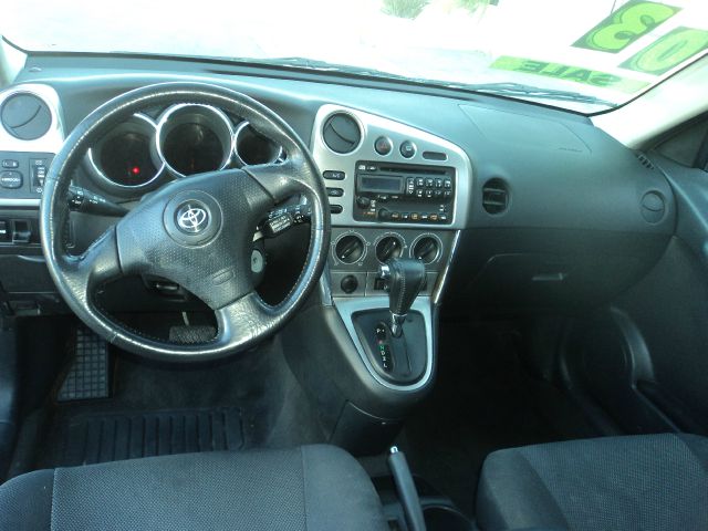 2003 Toyota Matrix XLS