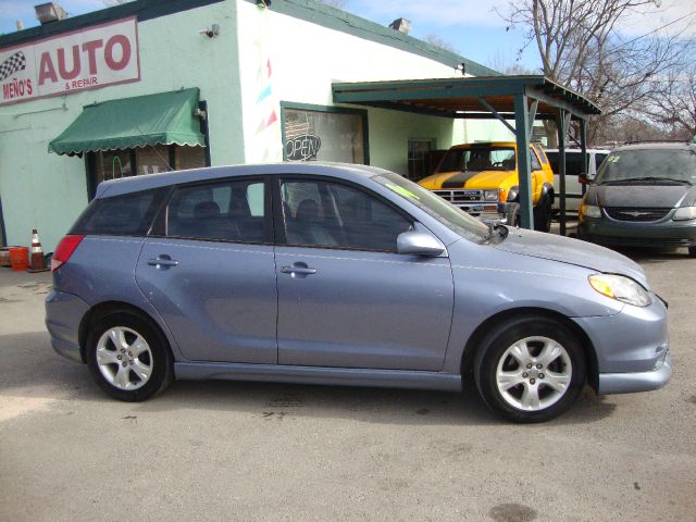 2004 Toyota Matrix SLT Quad Cab Short Bed 4WD