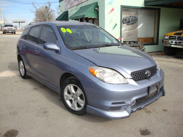 2004 Toyota Matrix SLT Quad Cab Short Bed 4WD