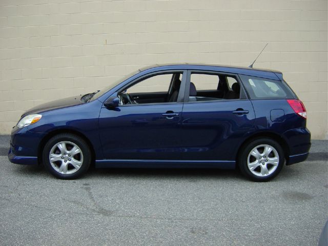 2004 Toyota Matrix SLT Quad Cab Short Bed 4WD