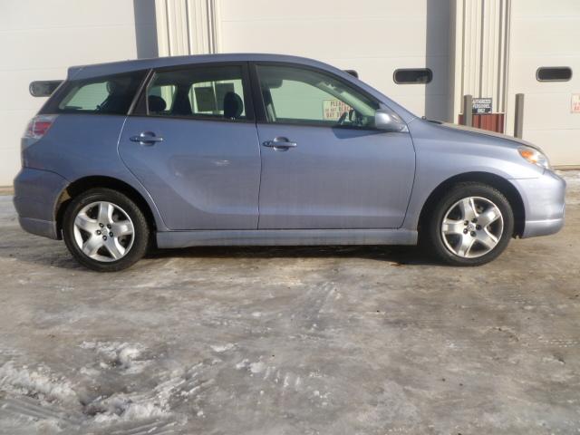 2005 Toyota Matrix XLS