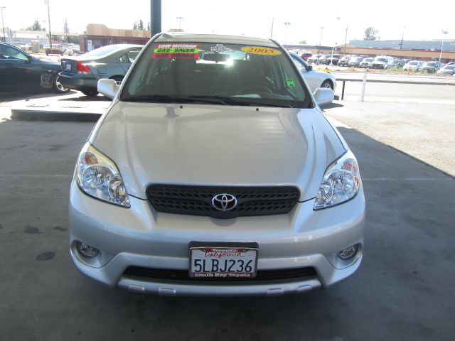 2005 Toyota Matrix SLT Quad Cab Short Bed 4WD