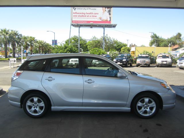 2005 Toyota Matrix SLT Quad Cab Short Bed 4WD