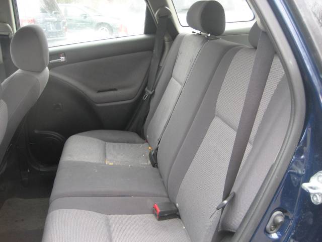 2005 Toyota Matrix XLS