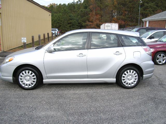 2005 Toyota Matrix SLT Quad Cab Short Bed 4WD