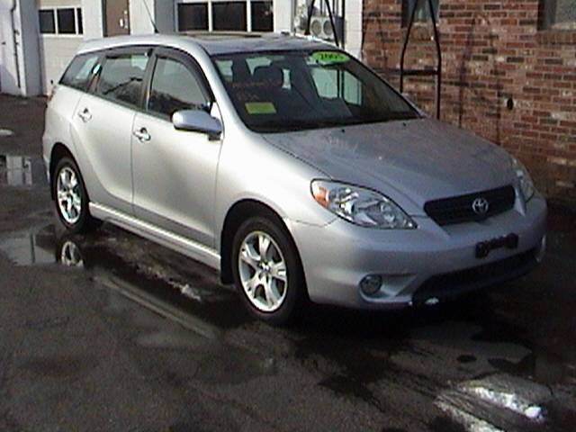 2005 Toyota Matrix AT