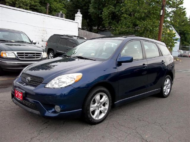 2005 Toyota Matrix XLS